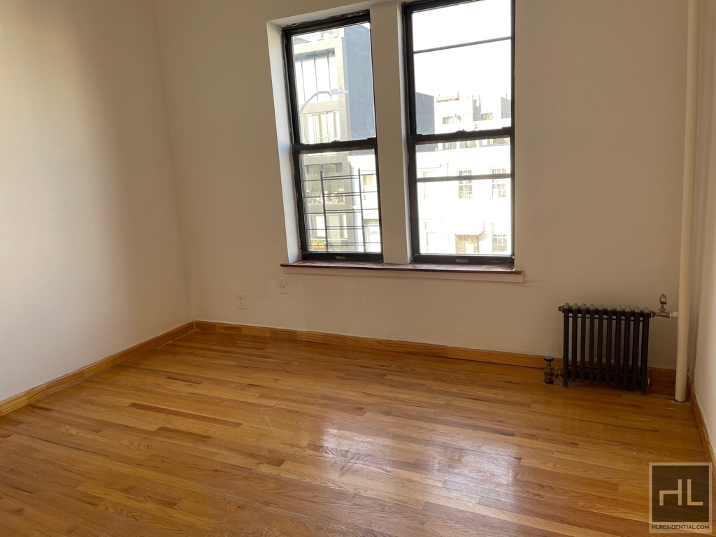 526 Lafayette Avenue - Photo 5