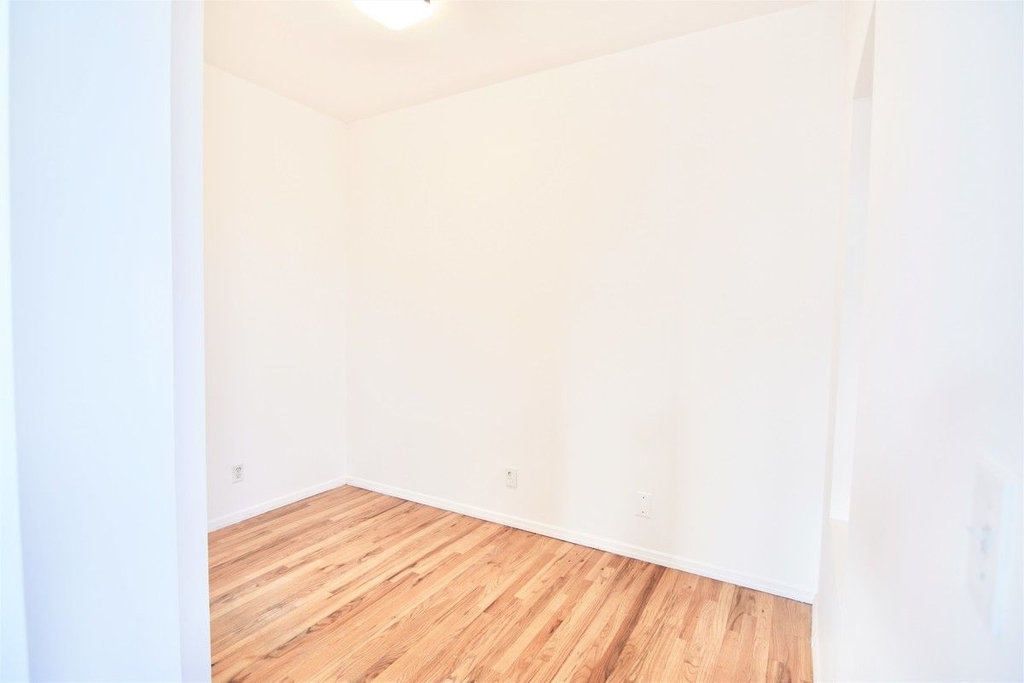 137 East 116th Street - Photo 6