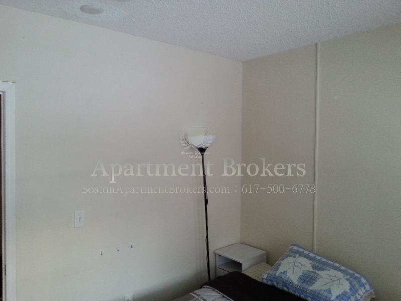 174 Hemenway St. - Photo 2