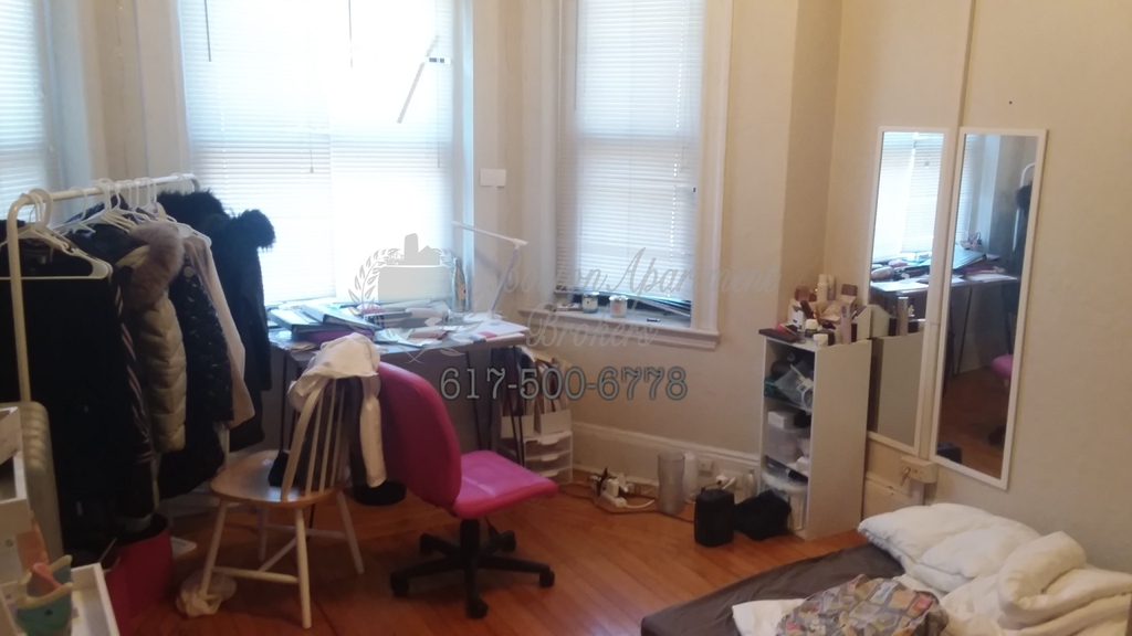 174 Hemenway St. - Photo 1