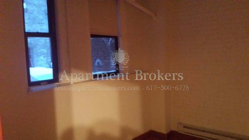 112 Saint Stephen St. - Photo 6