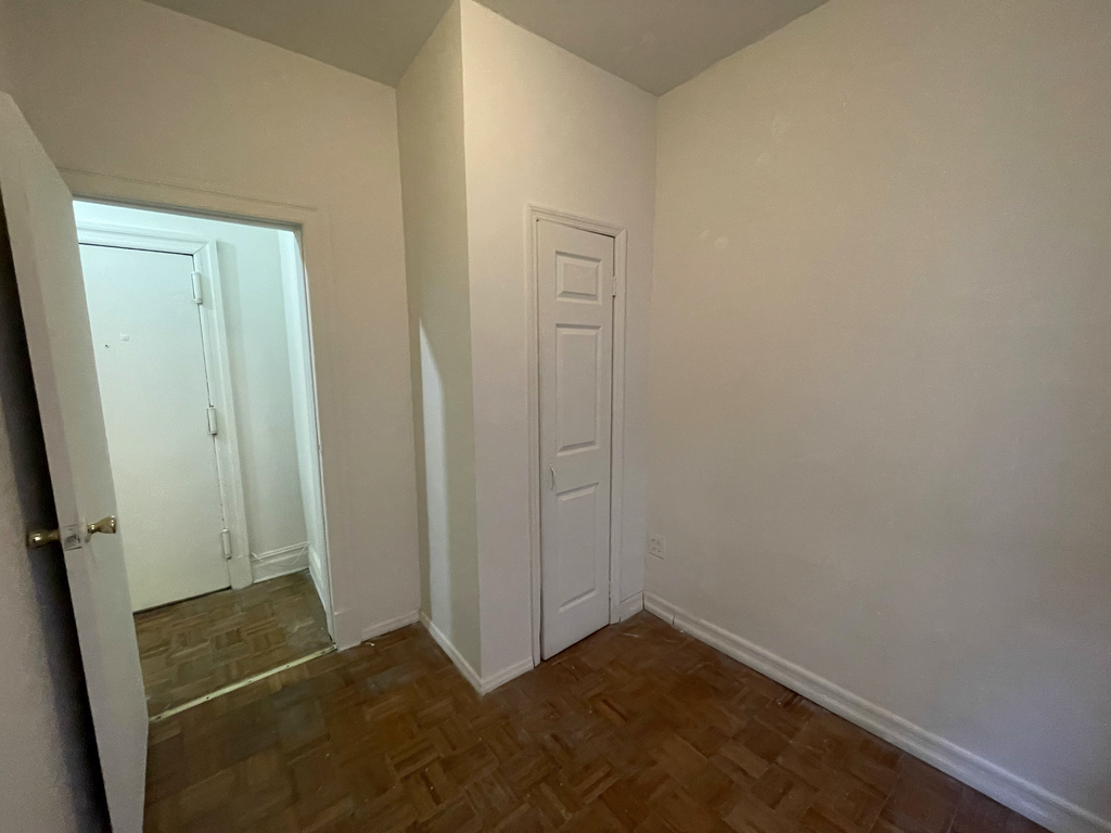 328 East 19th Street - Photo 2