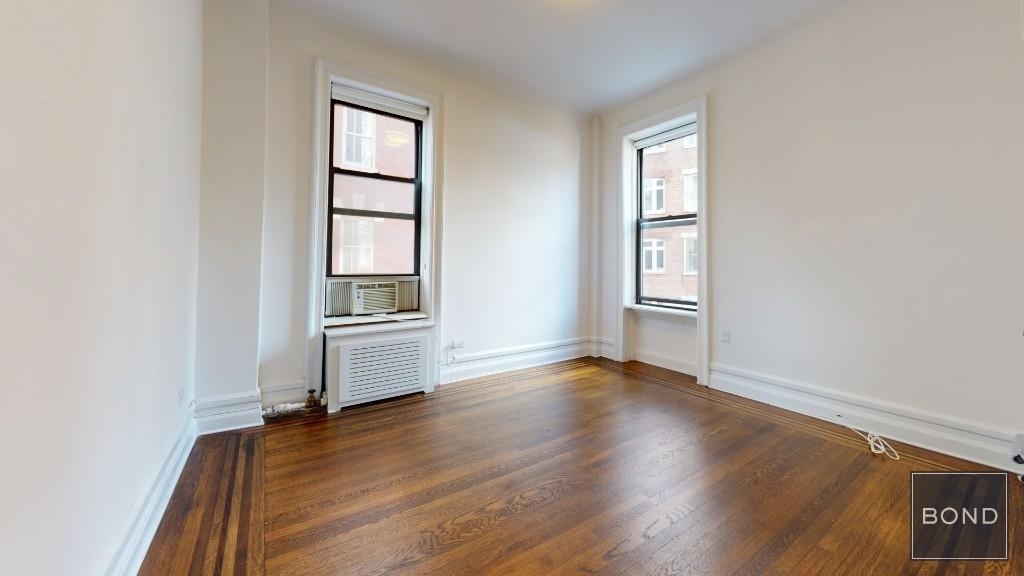 166 West 72nd Street - Photo 2