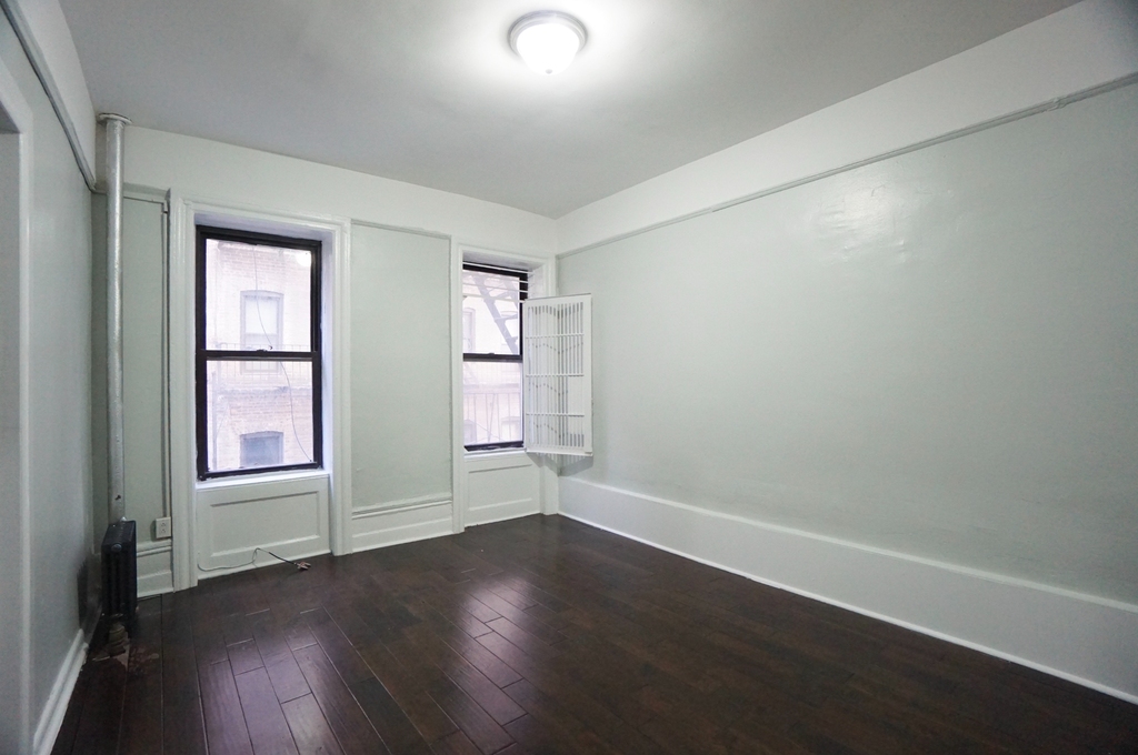 516 West 169th Street - Photo 4