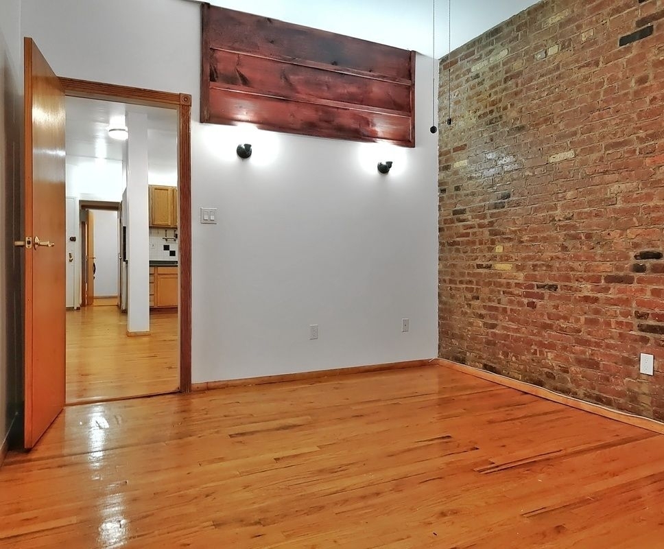 42 Rivington Street - Photo 0