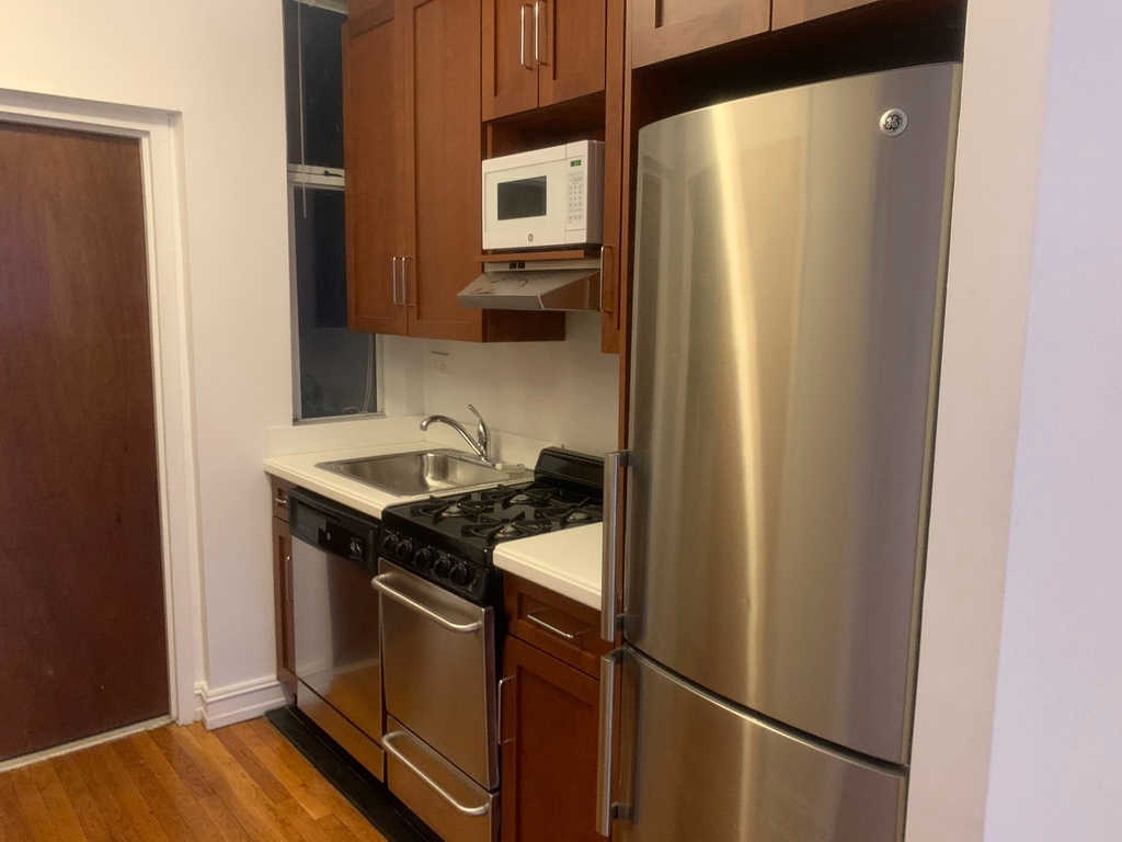 428 East 81st Street - Photo 1