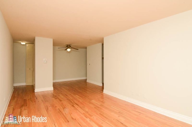 445 W Barry Ave 329 - Photo 8