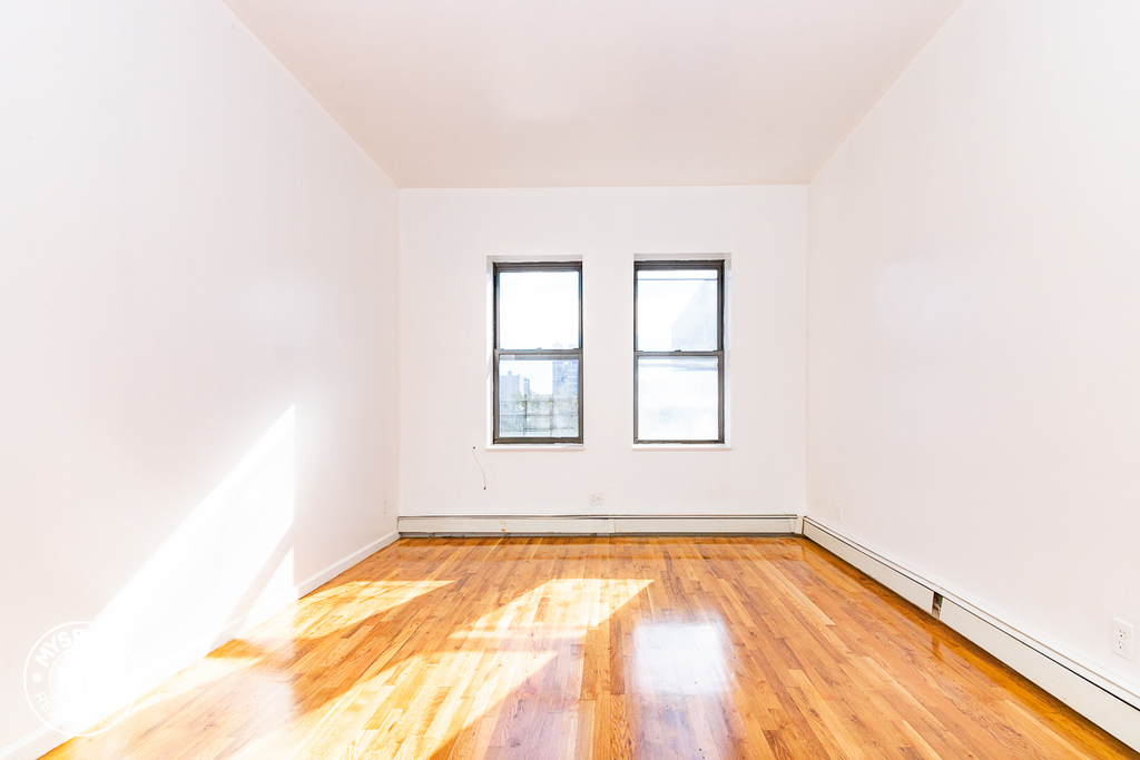 95 Seigel Street - Photo 2