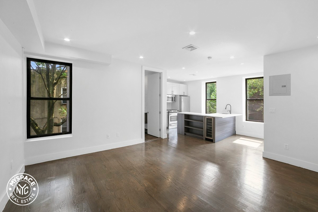 133 Lefferts Avenue - Photo 2