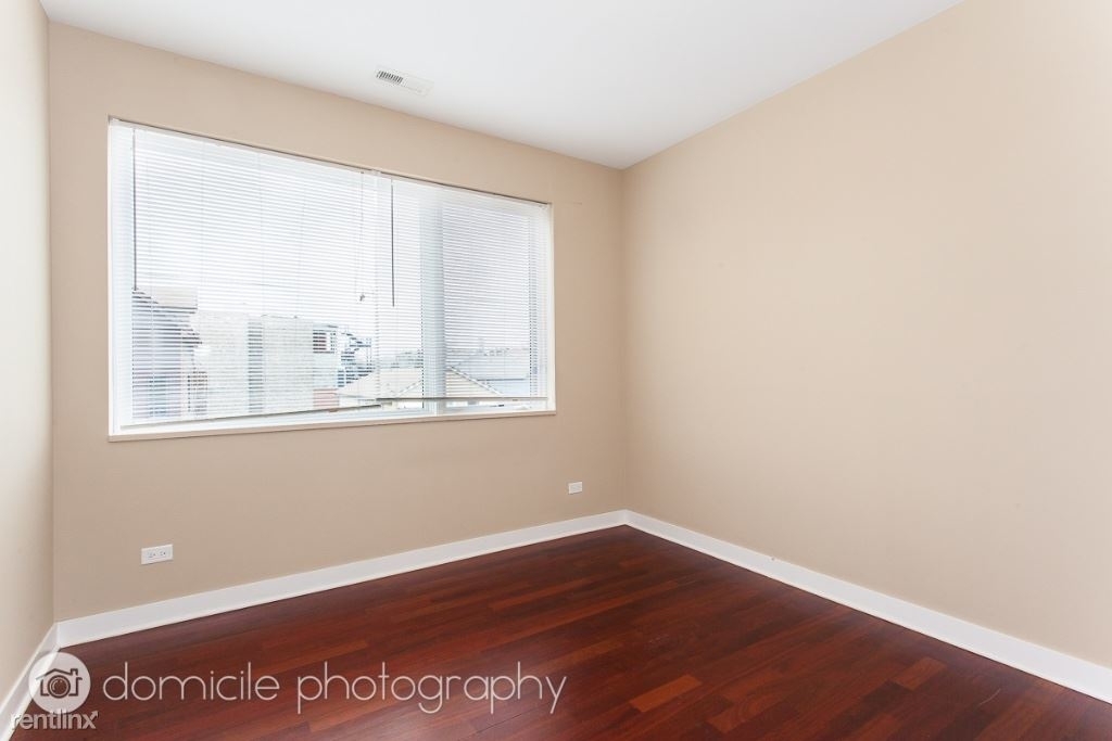 1162 W Hubbard St Apt 201 - Photo 12