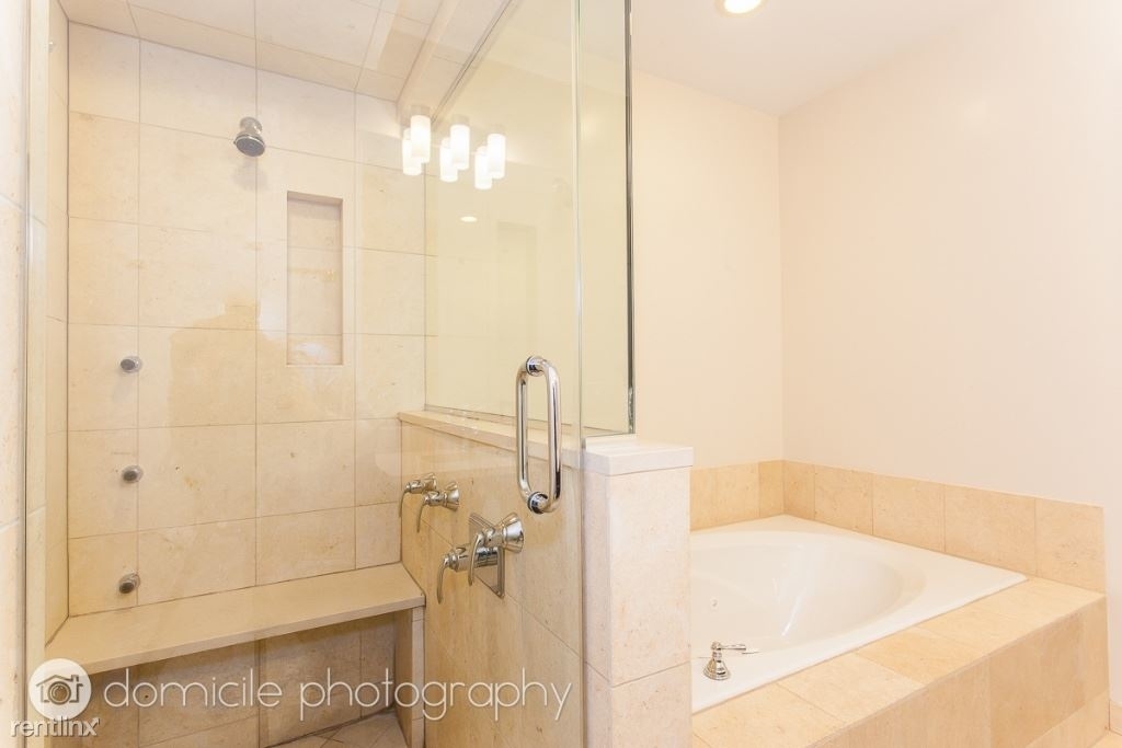 1162 W Hubbard St Apt 201 - Photo 16