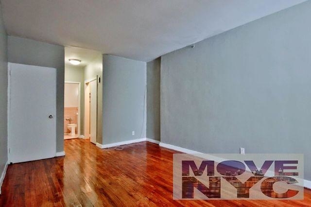 422 East 14th Street - Photo 2