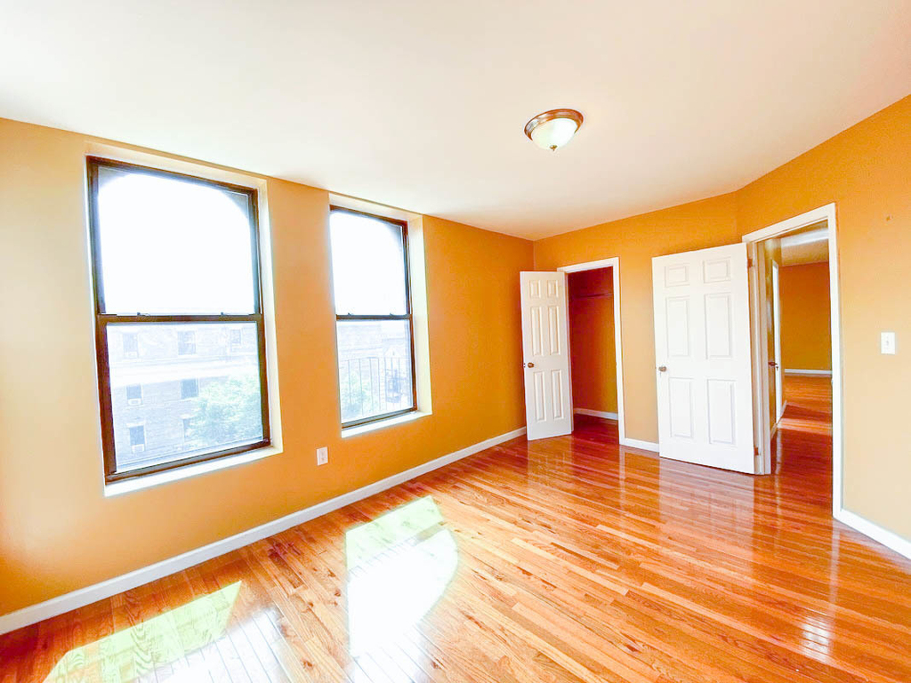 613 Nostrand Avenue - Photo 4