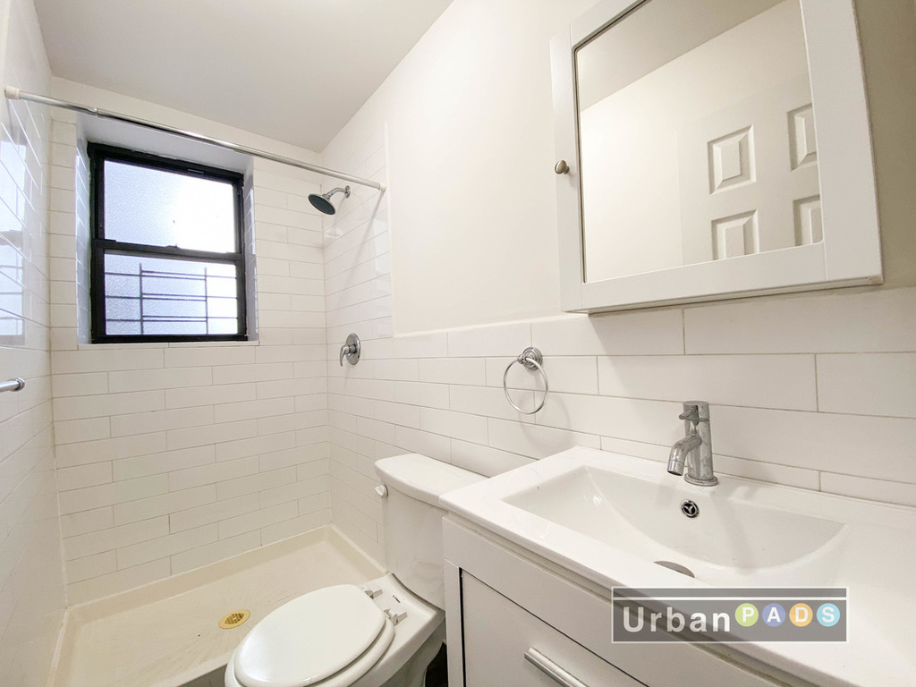 885 Dekalb Avenue - Photo 3