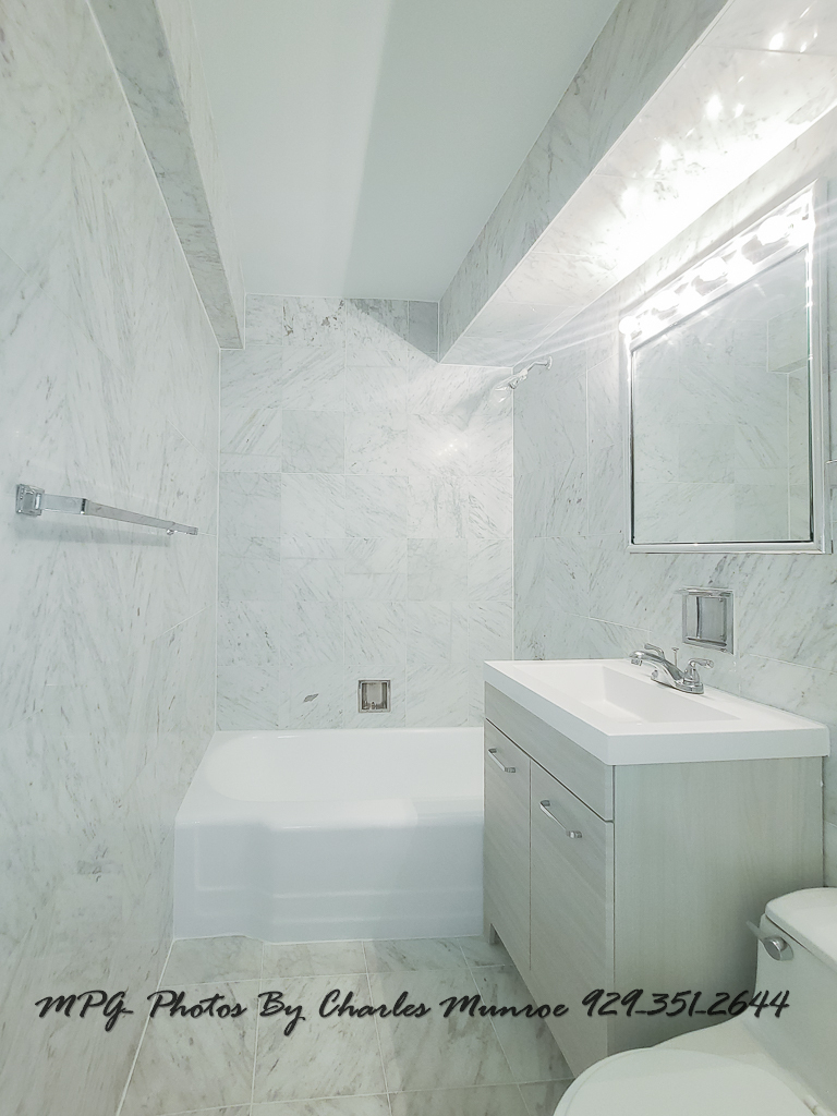 420 East 79th Street - Photo 10