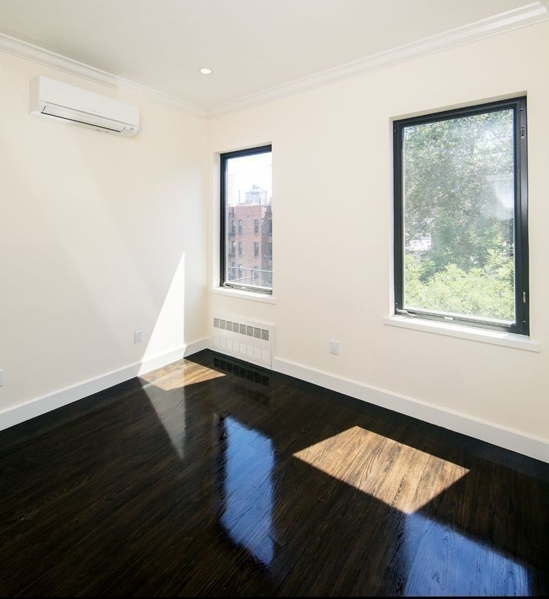 228 East 84th Street - Photo 2