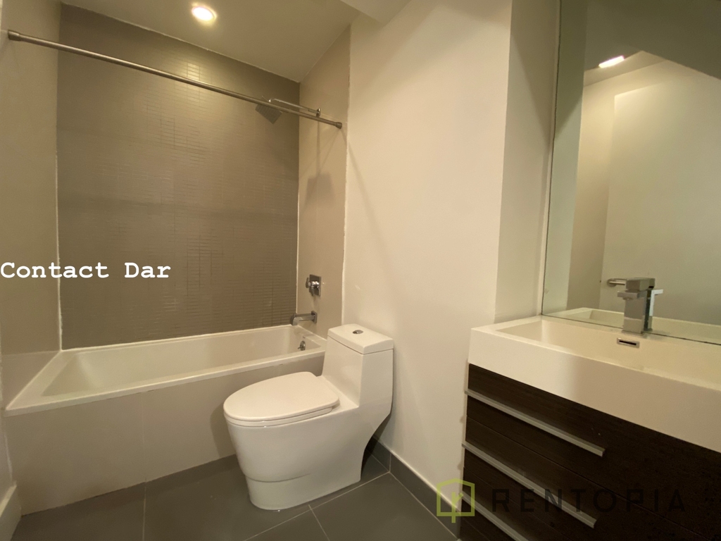 106 Meserole Street - Photo 9