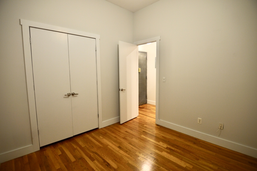 101 Jefferson Avenue - Photo 3