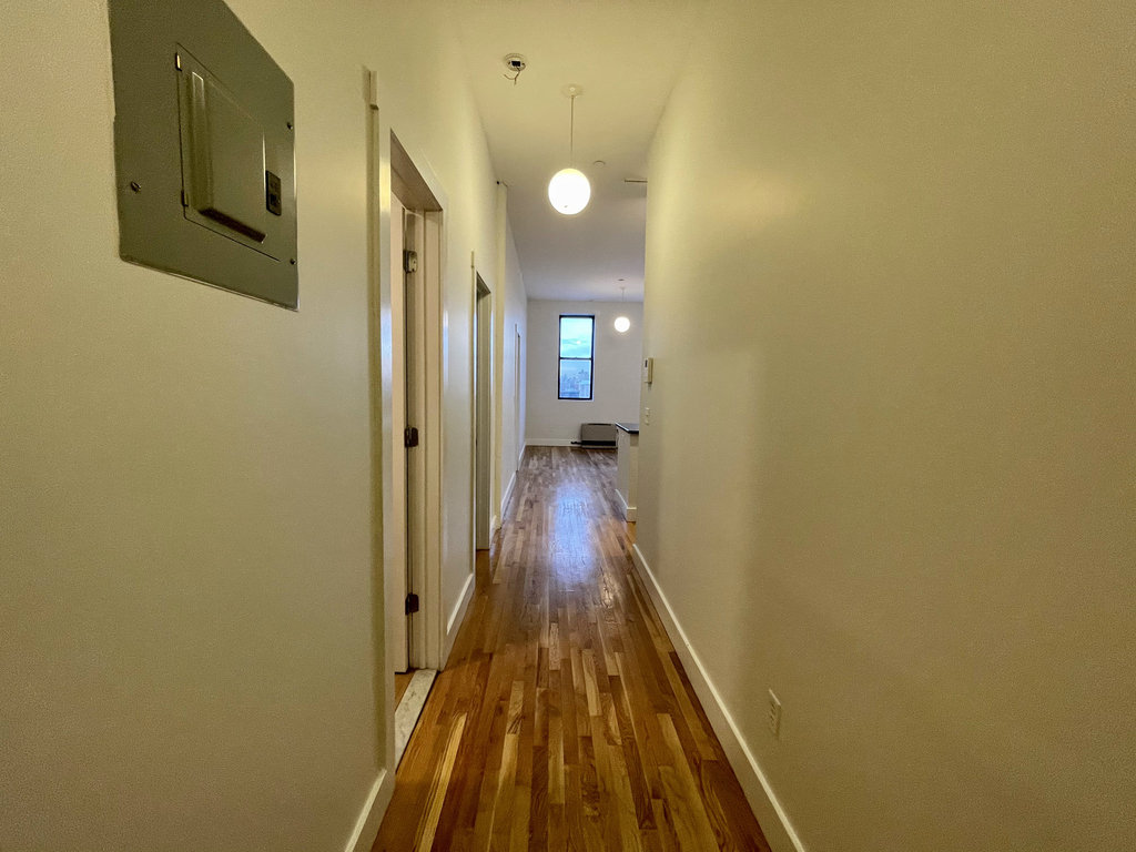 101 Jefferson Avenue - Photo 1