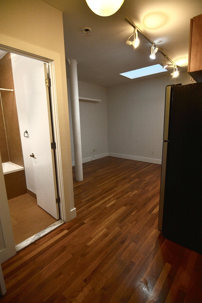 101 Jefferson Avenue - Photo 2