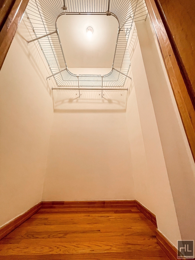 329 East 88 Street - Photo 11