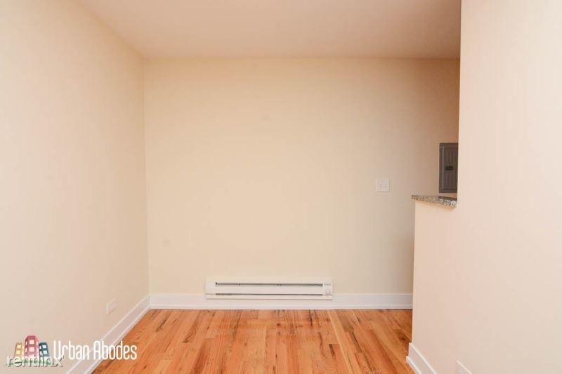 555 W Arlington Pl 402 - Photo 5