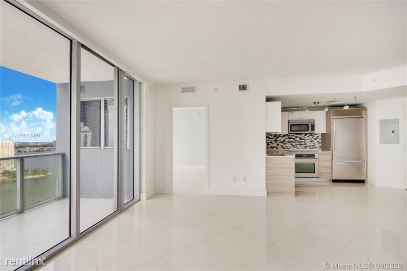 1300 Brickell Bay Dr - Photo 13