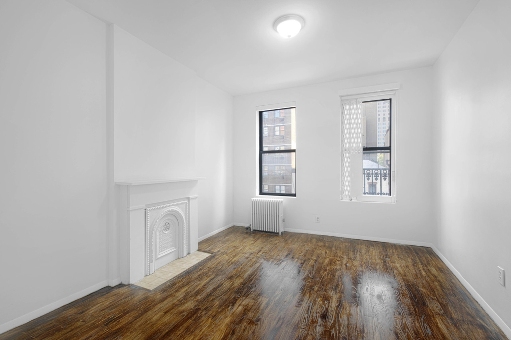 1422 3rd Avenue - Photo 1