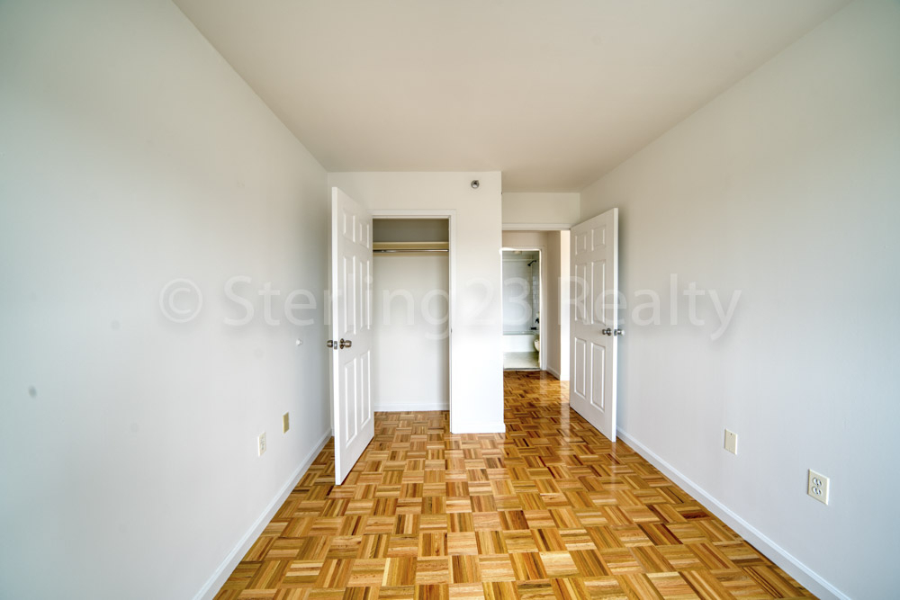 31-64 21st Street - Photo 6