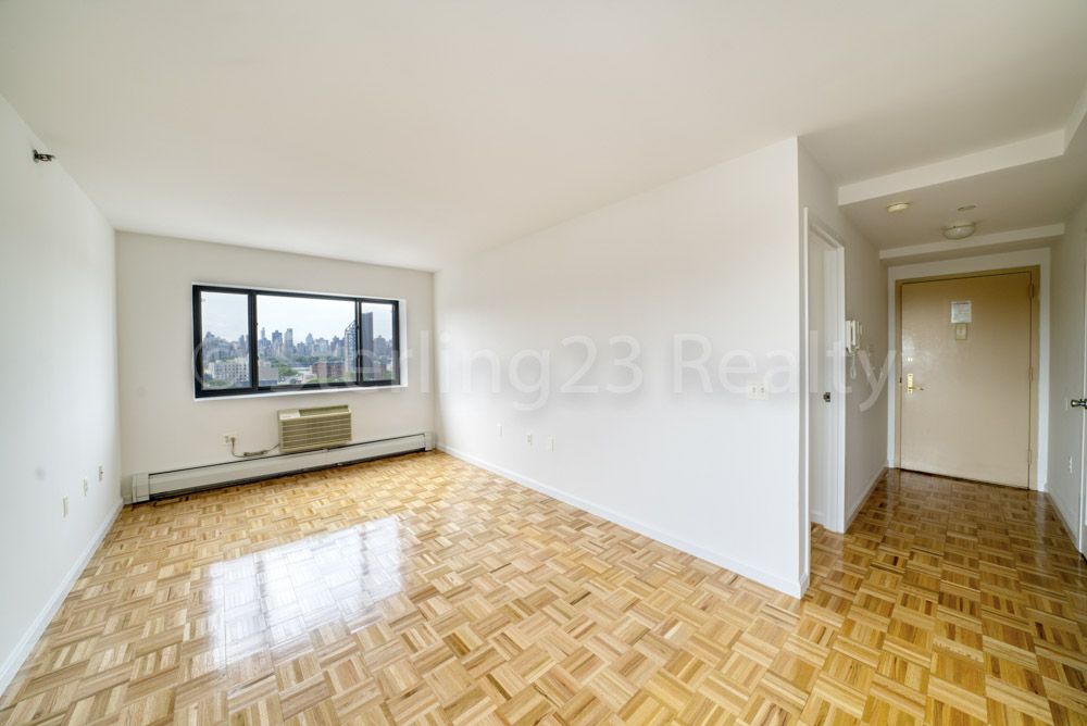 31-64 21st Street - Photo 3