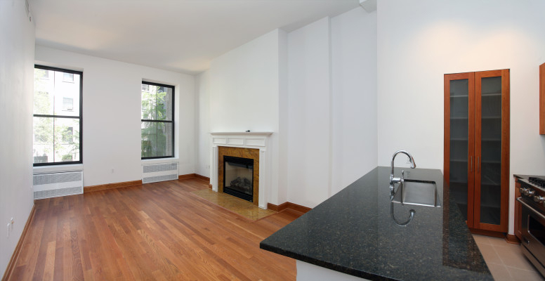 34 East 22nd Street - Photo 1