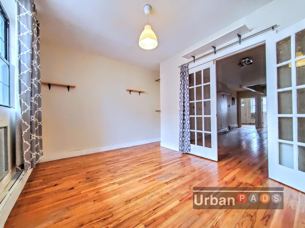 436 Franklin Avenue - Photo 4