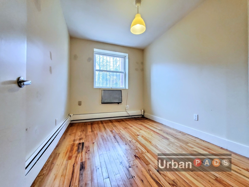 436 Franklin Avenue - Photo 5