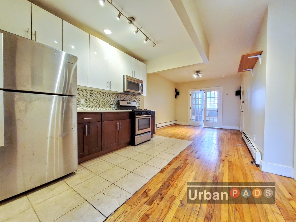 436 Franklin Avenue - Photo 1