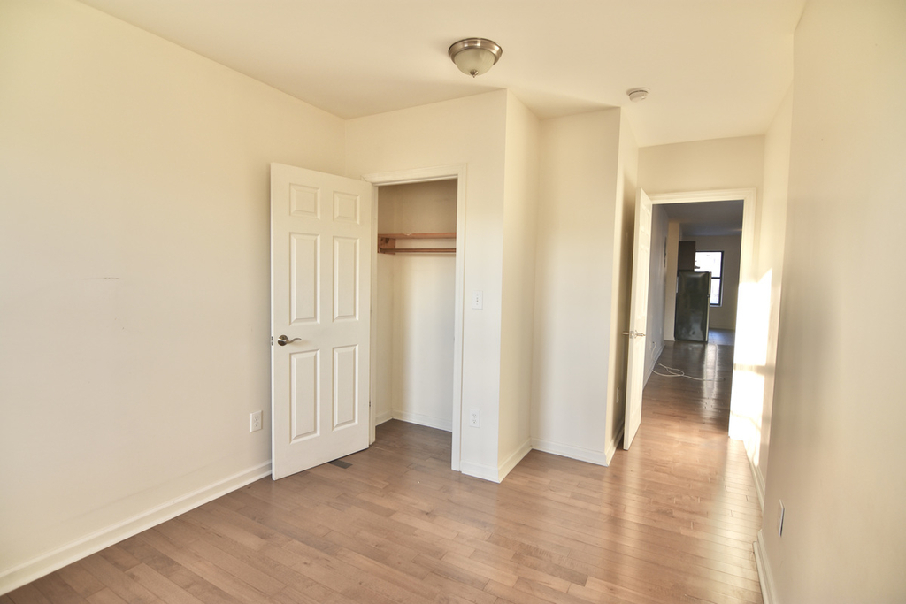 187 East 117th Street - Photo 5