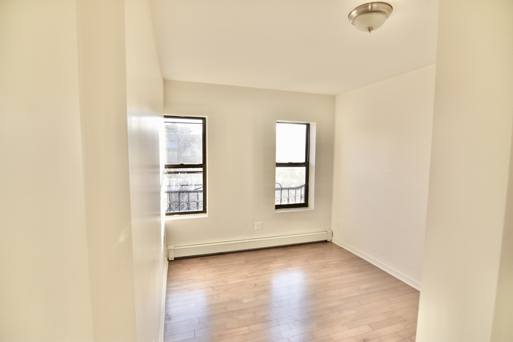 187 East 117th Street - Photo 6