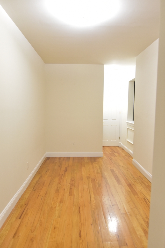 360 West 119th 2A - Photo 7