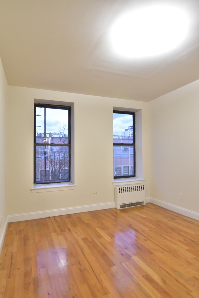 360 West 119th 2A - Photo 2