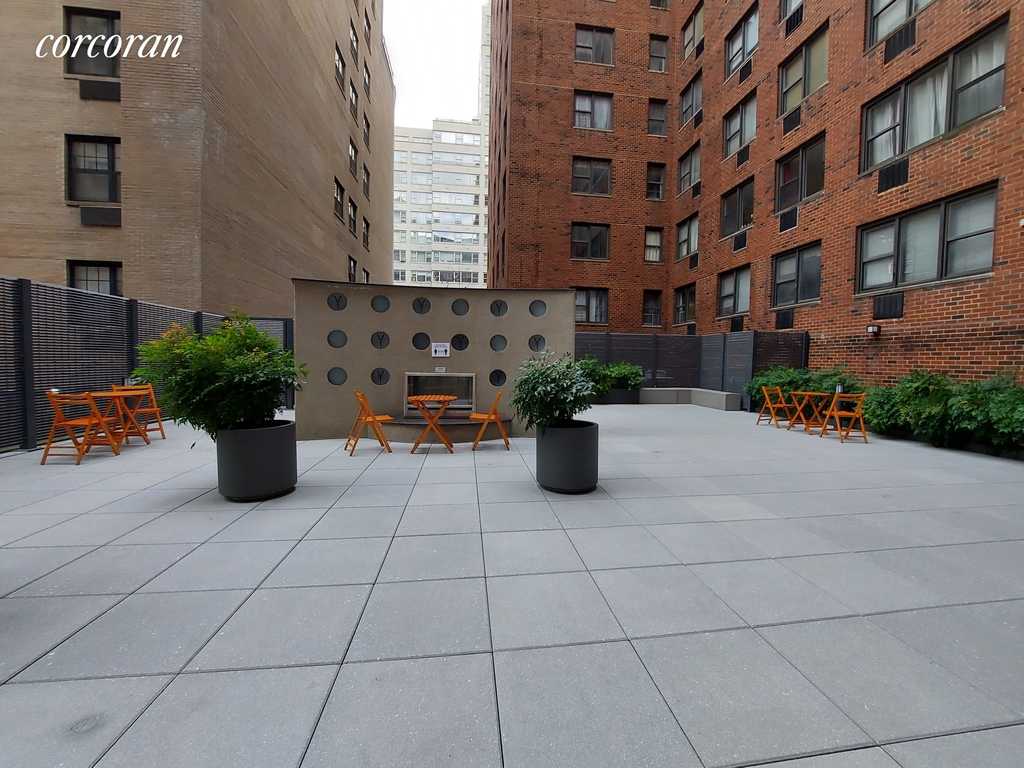 East 79th Street - Photo 1