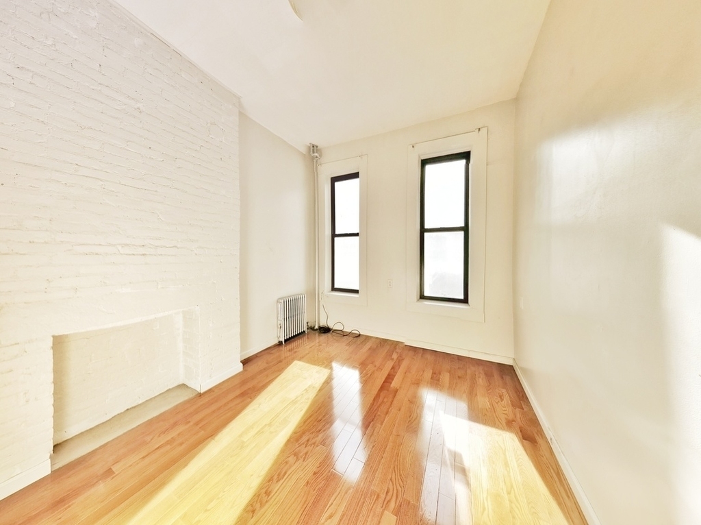 344 East 9th Street - Photo 1