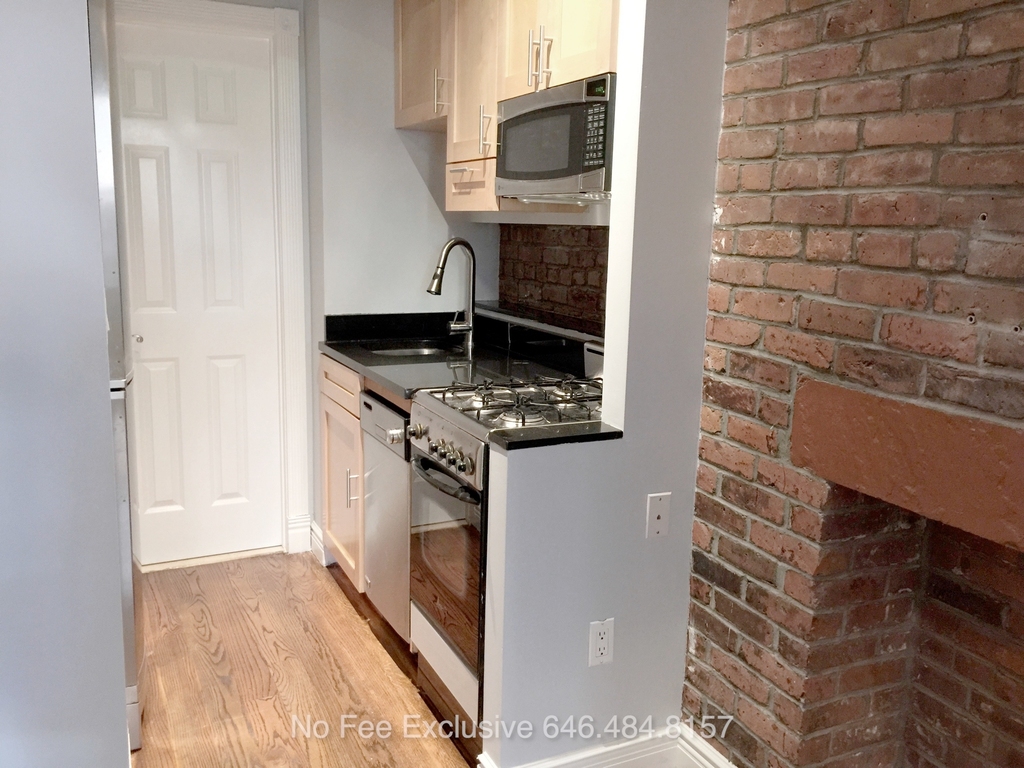 44 Avenue B, #2C - Photo 0