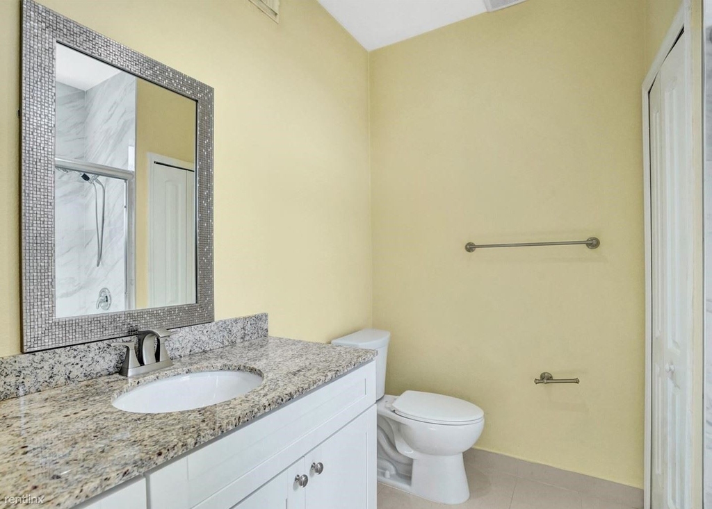 834 Nw 131st Ave # 834 - Photo 3