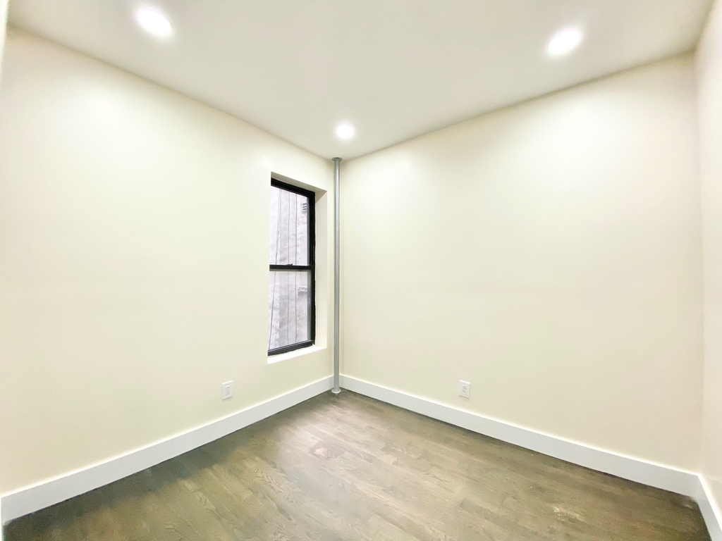 118 West 137th Street - Photo 9