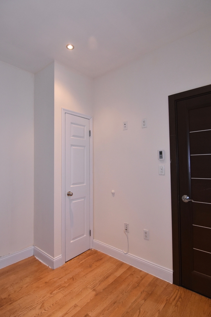 931 Amsterdam Avenue - Photo 5