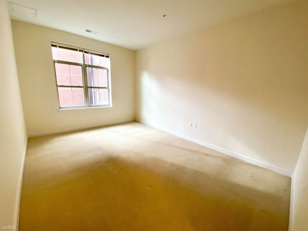 1209 N Charles St Apt 205 - Photo 9