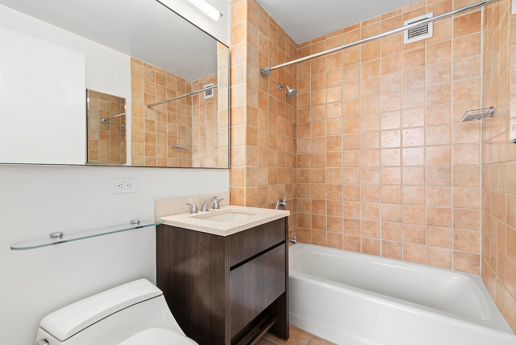 305 East 63rd Street - Photo 4