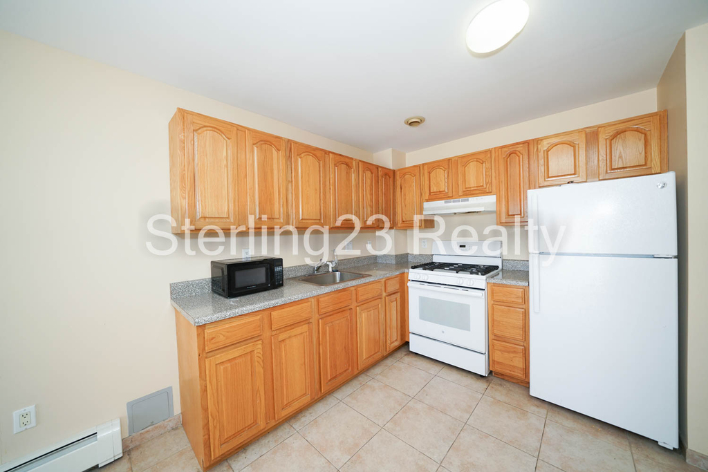 27-11 23rd Avenue - Photo 3