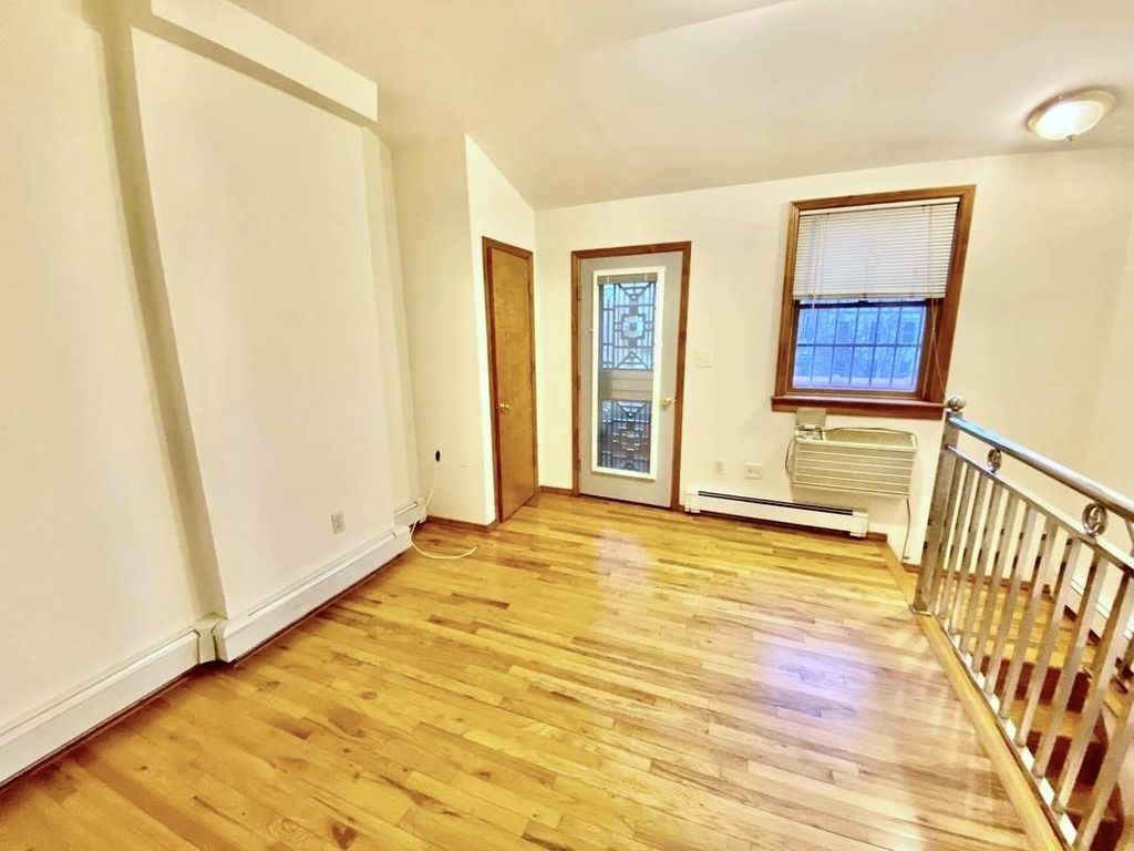 360 Prospect Avenue - Photo 4