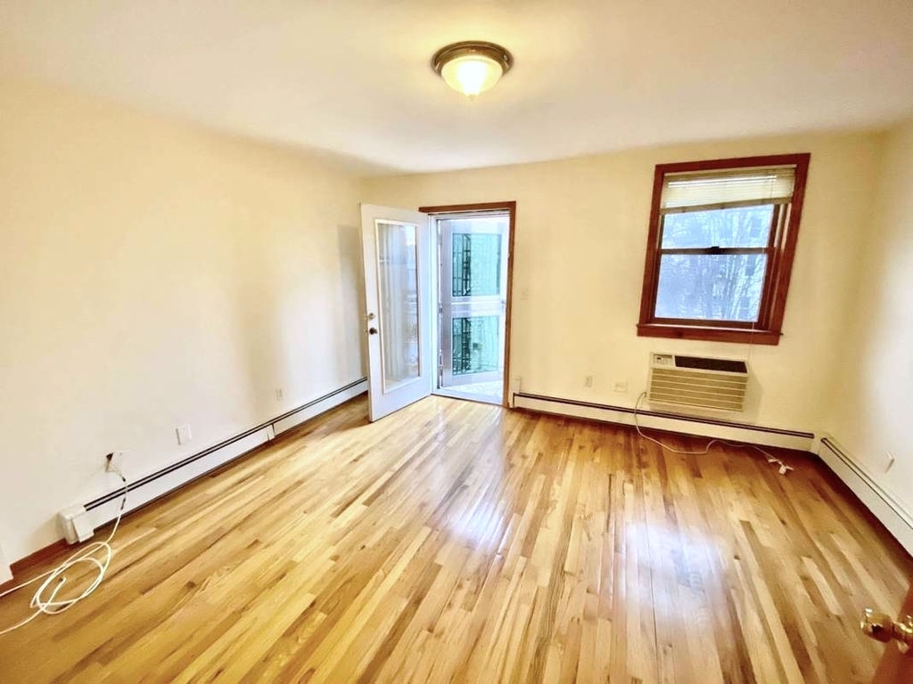 360 Prospect Avenue - Photo 3