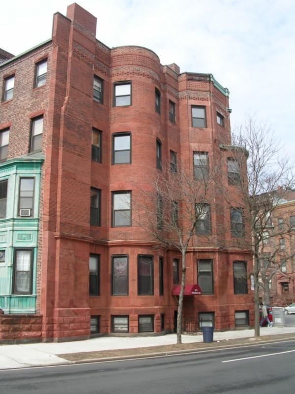 586 Beacon St. - Photo 14